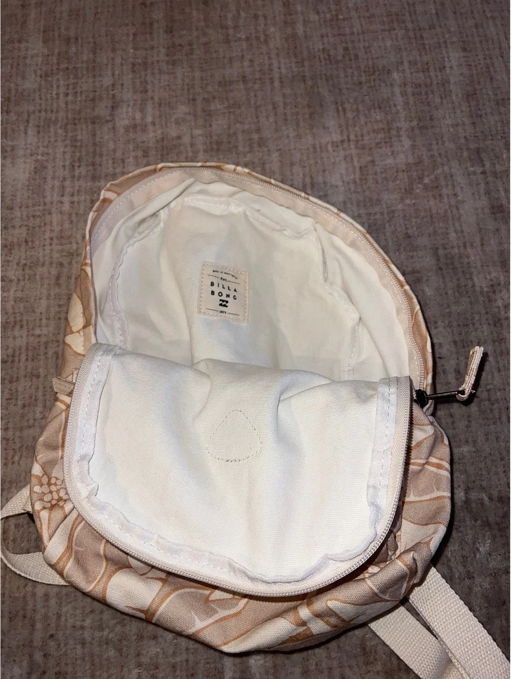 women’s billabong bookbag